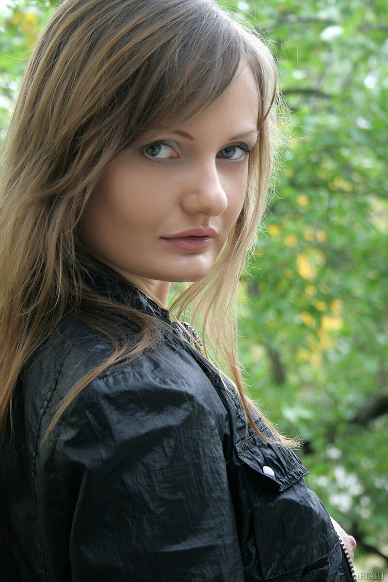 Алиса, 35